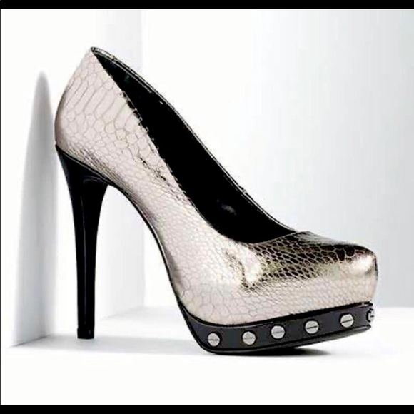 Vera Wang Shoes - Silver Studded Snakeskin Shoes